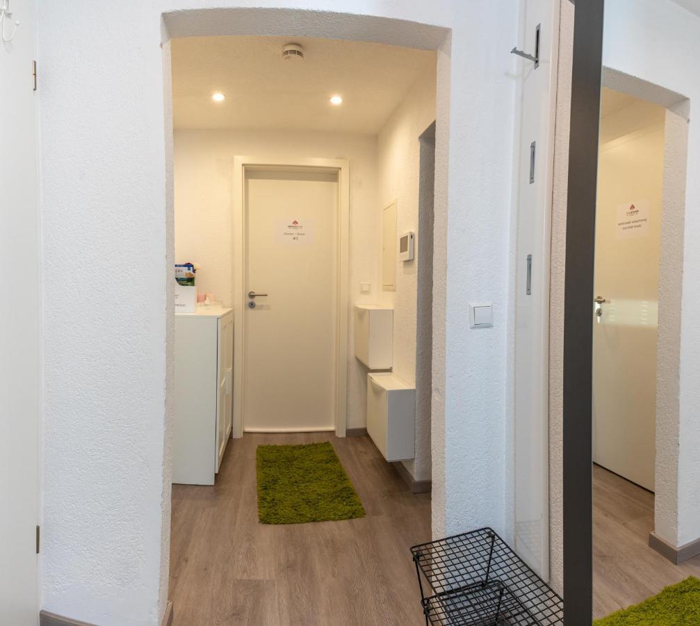 #2 Grosses Zimmer Mit Pool Und Garten Memmingen Exterior photo